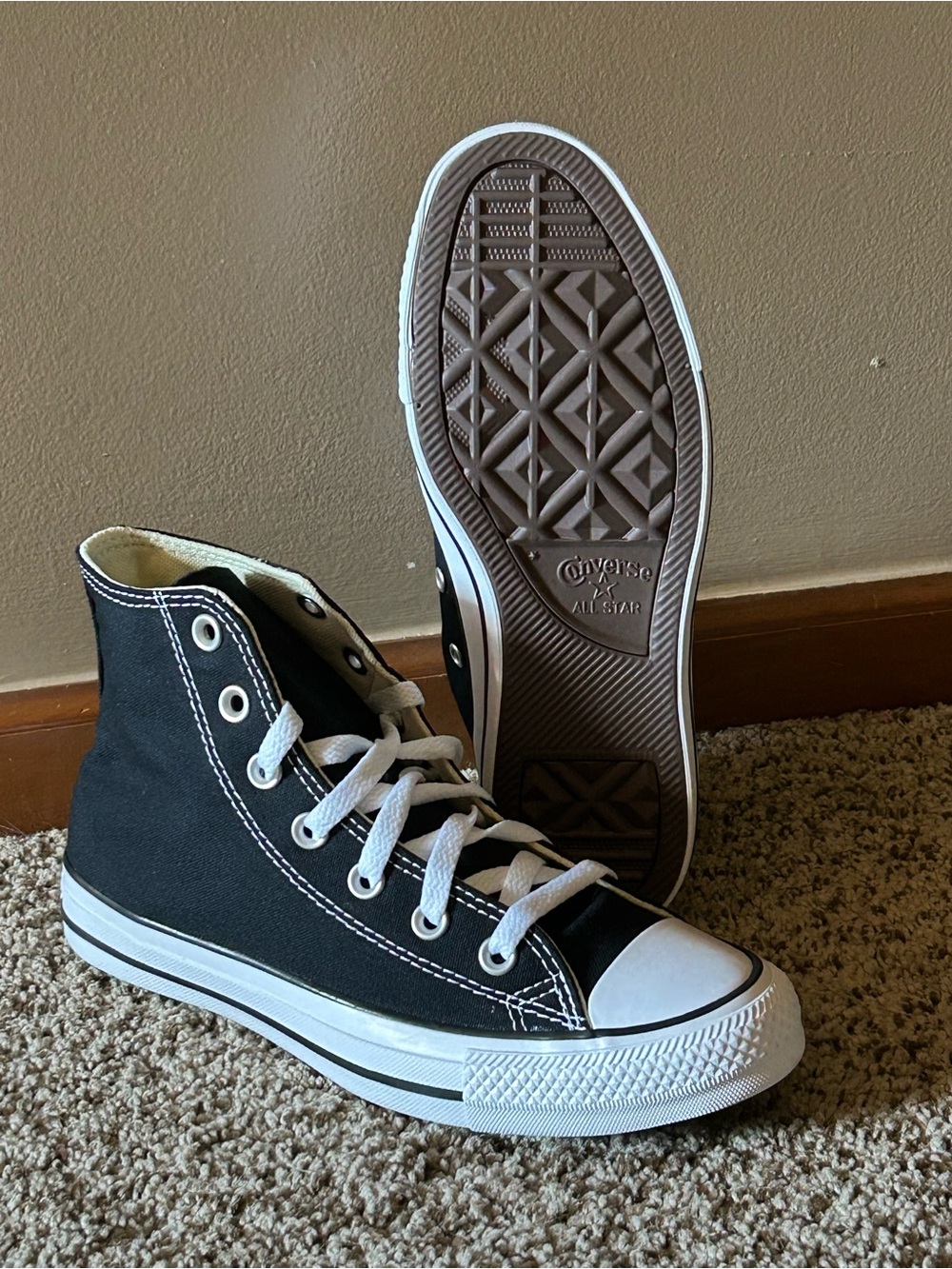 Converse Black & White High Top Sneakers women's size 7.5